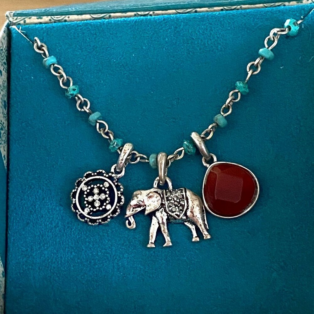 NWT Lucky Brand Elephant Charm Necklace with Semi Precious Acsents